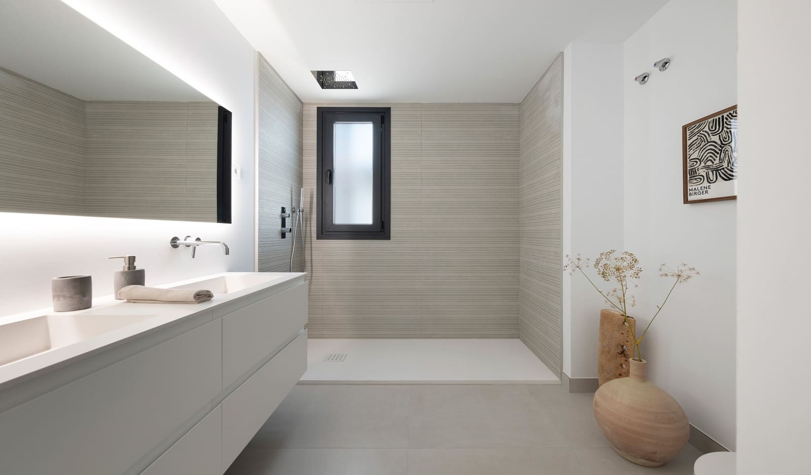 3 sypialnia Penthouse na sprzedaż w Marbella z basenem garażem - 1 130 000 € (Ref: 9291337)