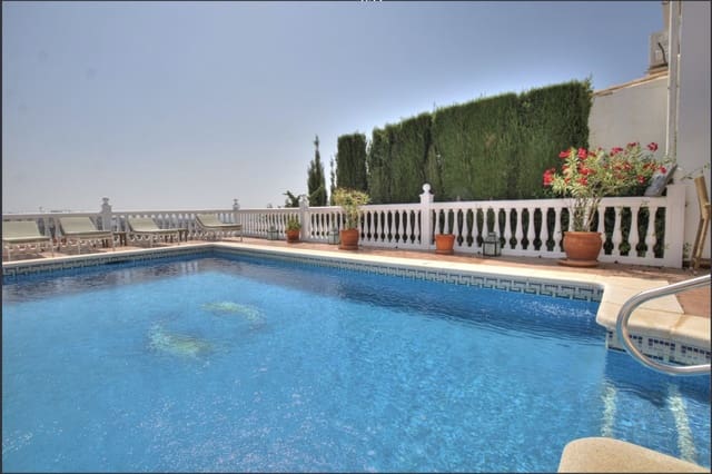 4 bedroom Villa for sale in La Cala de Mijas, Mijas with pool garage - € 995,000 (Ref: 9297406)