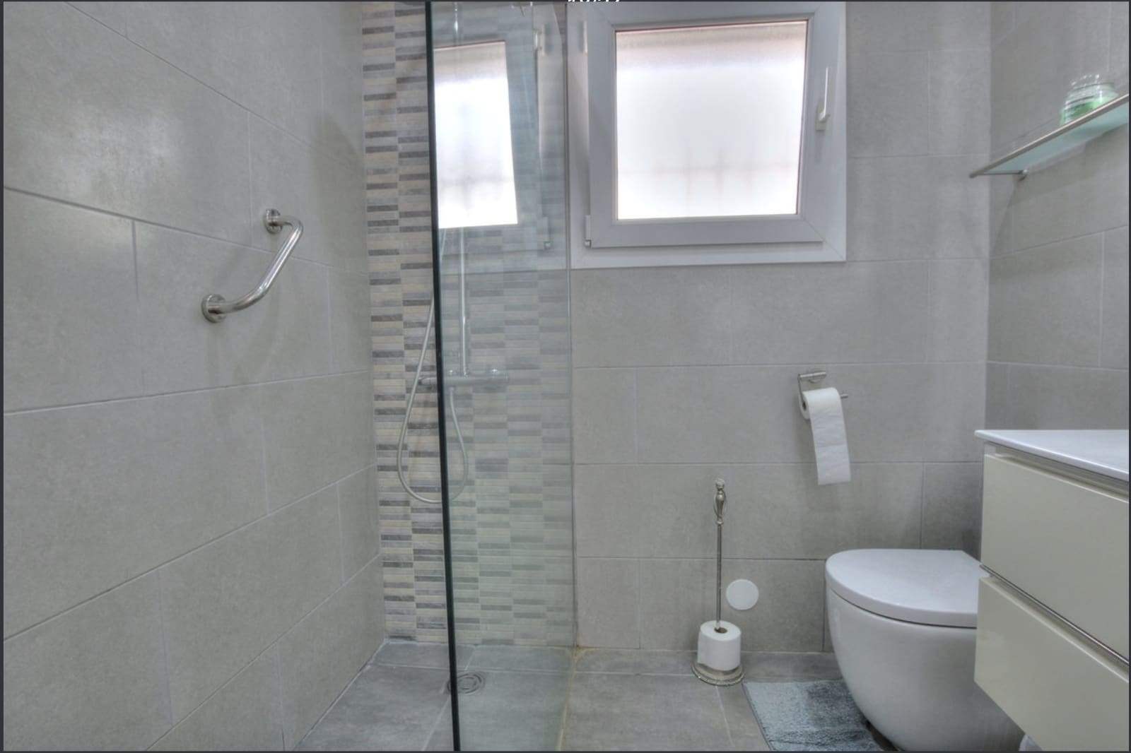 4 bedroom Villa for sale in La Cala de Mijas with pool garage - € 995,000 (Ref: 9297406)