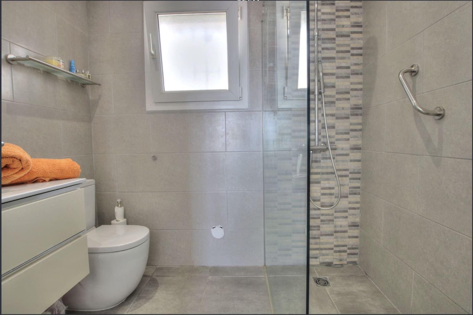 4 bedroom Villa for sale in La Cala de Mijas with pool garage - € 995,000 (Ref: 9297406)