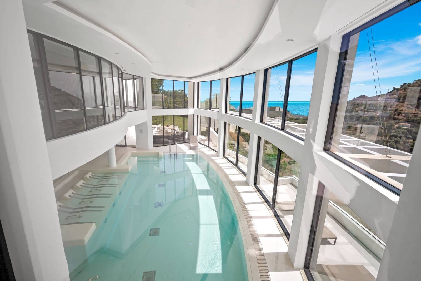 3 quarto Penthouse para venda em Marbella com piscina garagem - 1 595 000 € (Ref: 9308447)