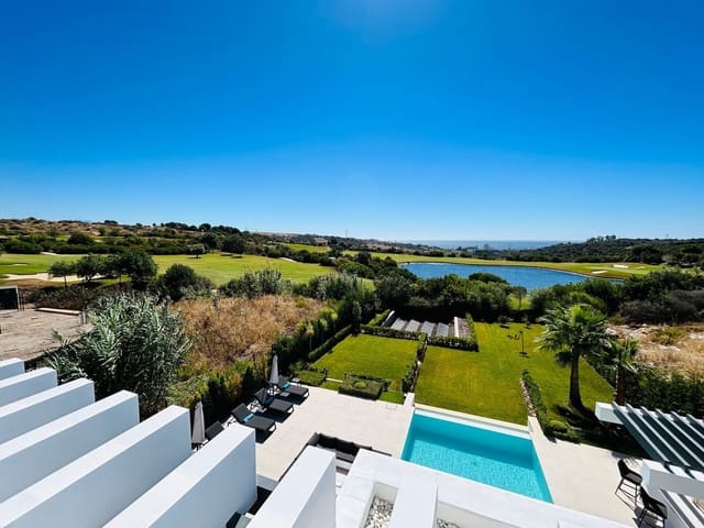 6 sovrum Villa till salu i Estepona med pool garage - 2 695 000 € (Ref: 9308450)