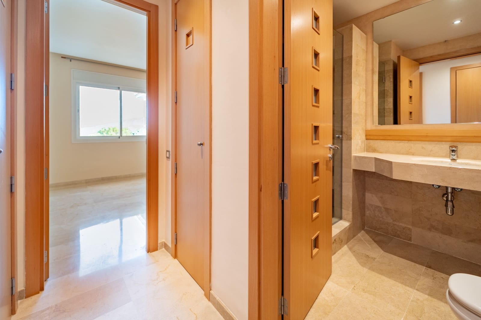 3 sovrum Lägenhet till salu i Mijas Costa med pool garage - 473 000 € (Ref: 9317754)