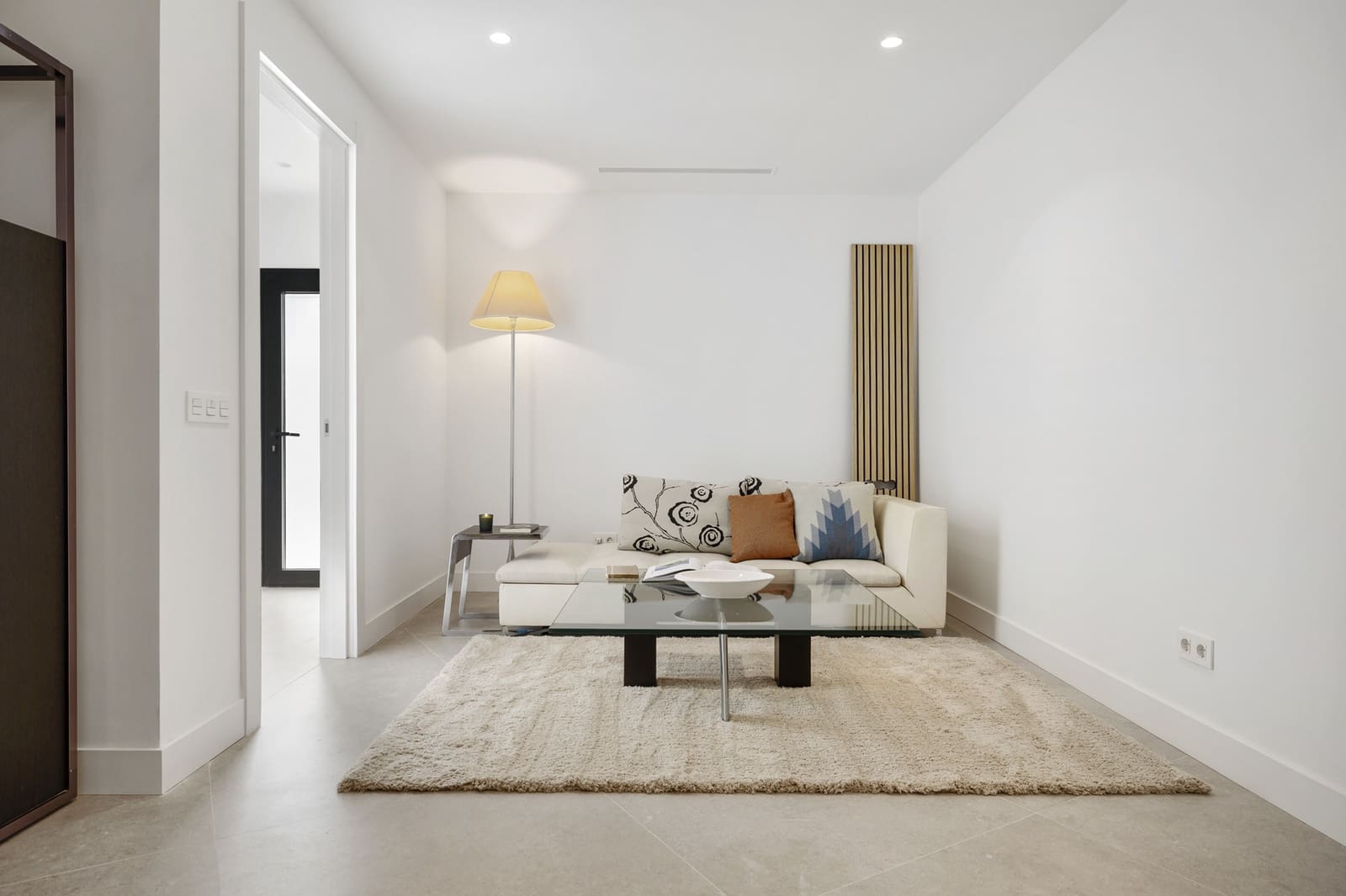 5 bedroom Villa for sale in Marbella with pool garage - € 3,450,000 (Ref: 9321745)