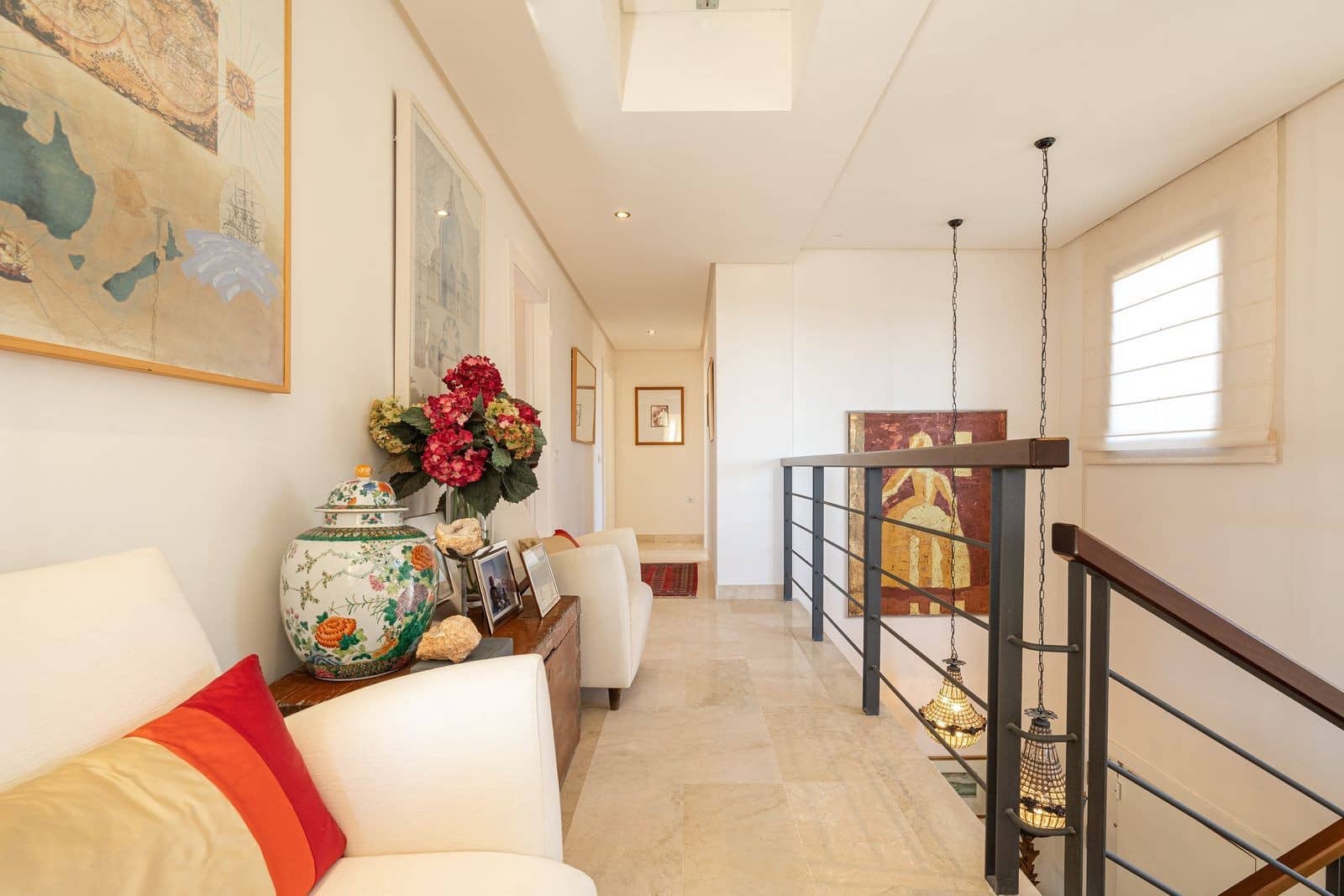 5 bedroom Villa for sale in Benahavis with pool garage - € 2,450,000 (Ref: 9341064)