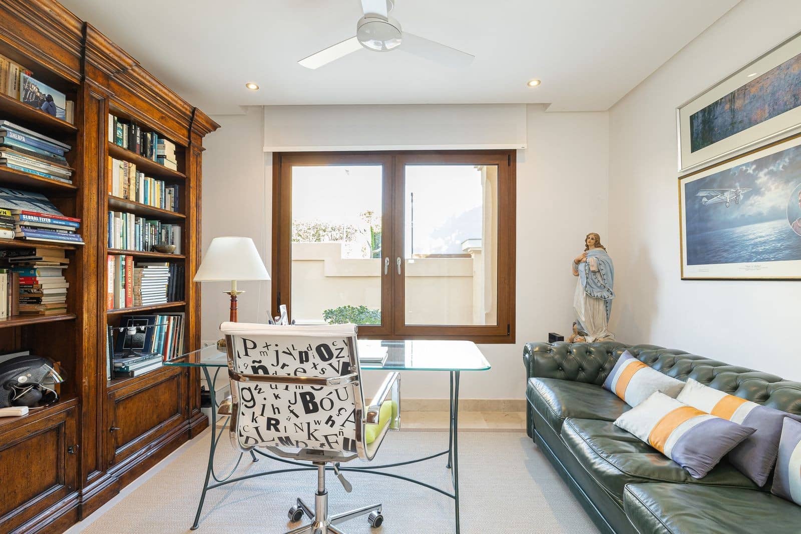 5 bedroom Villa for sale in Benahavis with pool garage - € 2,450,000 (Ref: 9341064)