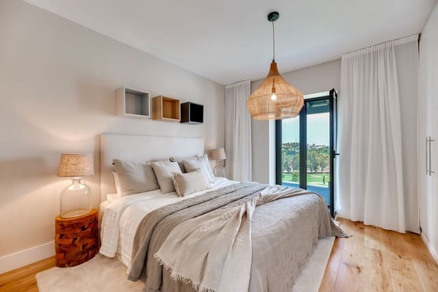 4 soveværelse Villa til salg i El Paraiso, Estepona med swimmingpool garage - € 2.980.000 (Ref: 9341065)