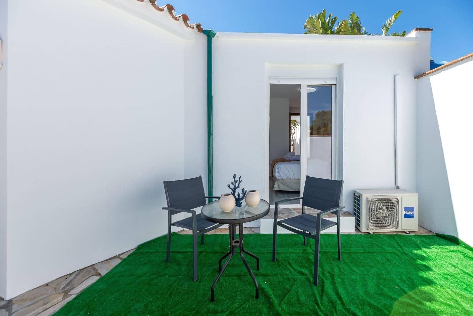 5 sovrum Villa till salu i Nueva Andalucia med pool garage - 1 690 000 € (Ref: 9341066)