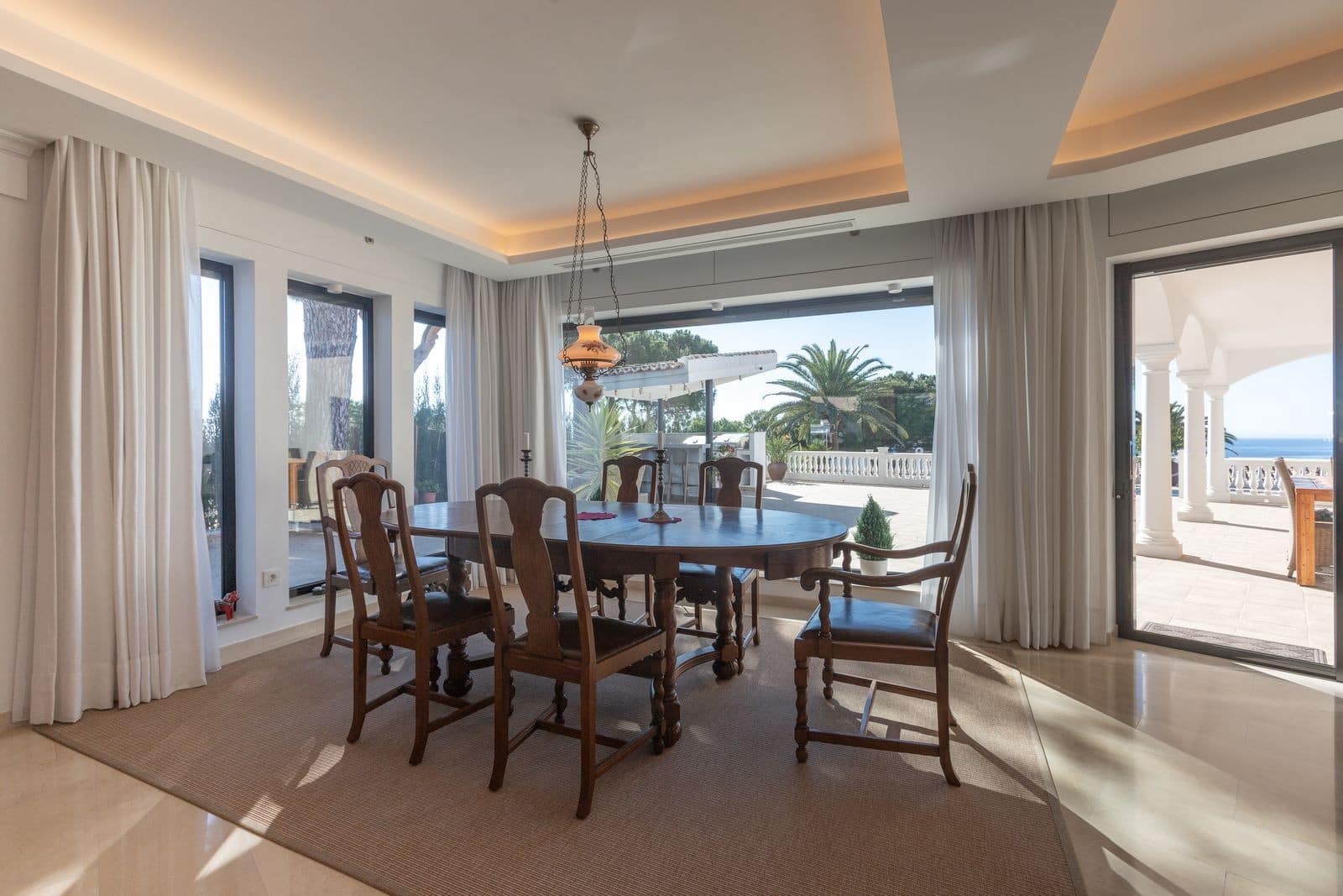 3 bedroom Villa for sale in Marbella with pool garage - € 3,750,000 (Ref: 9341067)