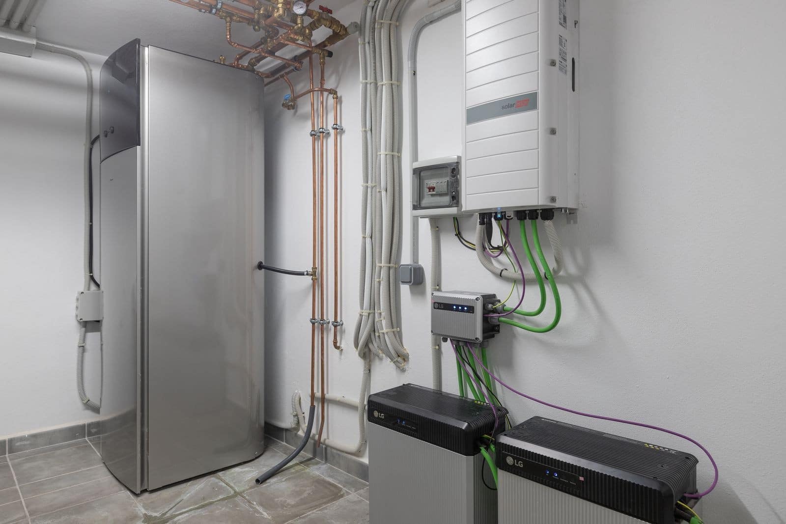 3 bedroom Villa for sale in Marbella with pool garage - € 3,750,000 (Ref: 9341067)