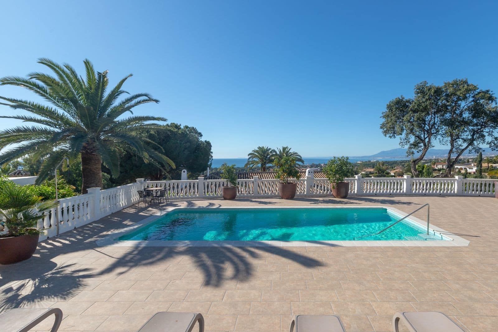 3 bedroom Villa for sale in Marbella with pool garage - € 3,750,000 (Ref: 9341067)