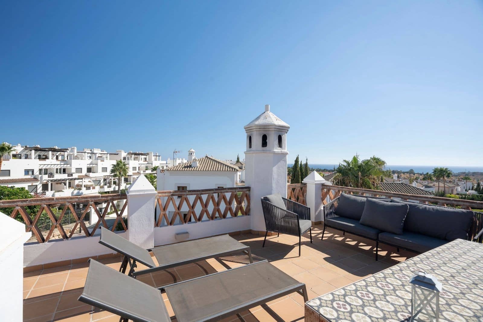 4 sovrum Villa till salu i Estepona med pool garage - 1 550 000 € (Ref: 9341068)