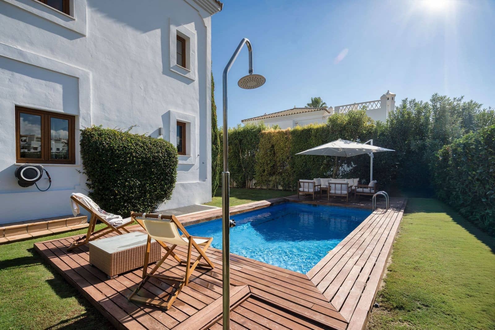 4 sovrum Villa till salu i Estepona med pool garage - 1 550 000 € (Ref: 9341068)