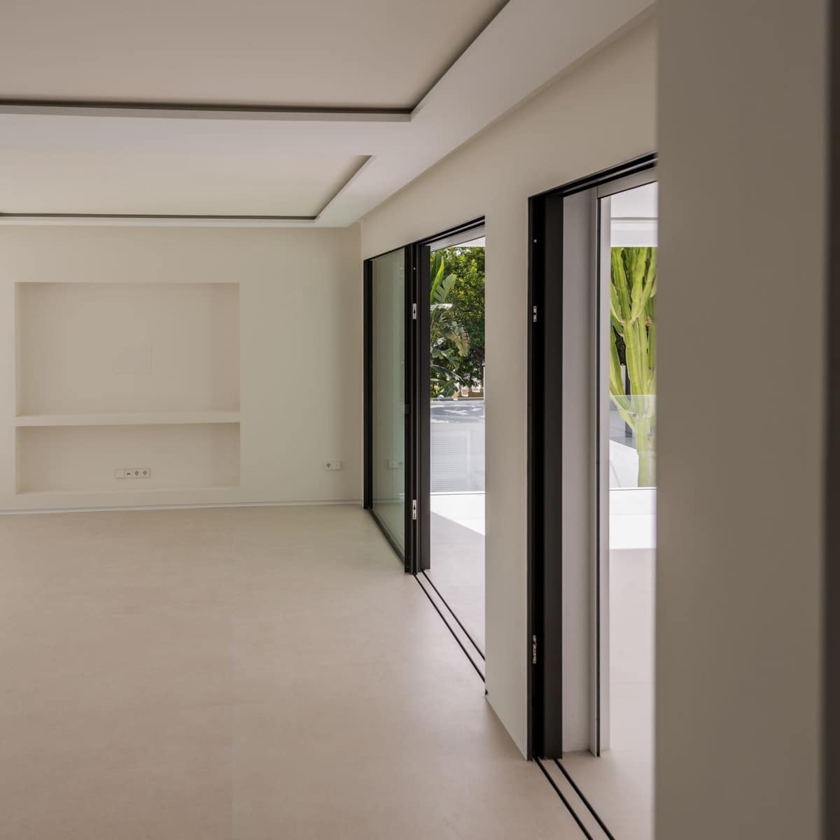 6 sovrum Villa till salu i Guadalmina med pool garage - 3 250 000 € (Ref: 9341069)