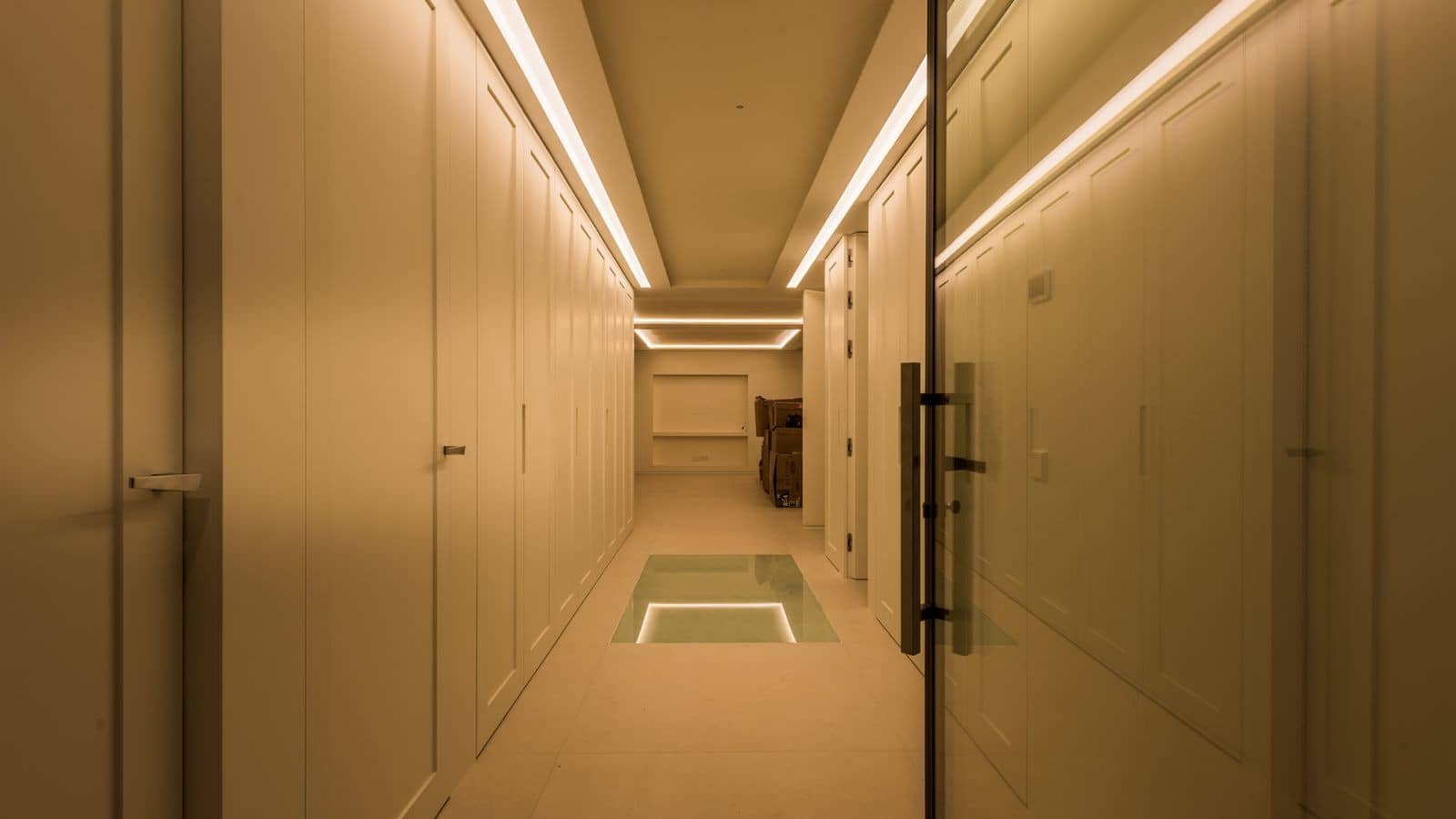 6 sovrum Villa till salu i Guadalmina med pool garage - 3 250 000 € (Ref: 9341069)