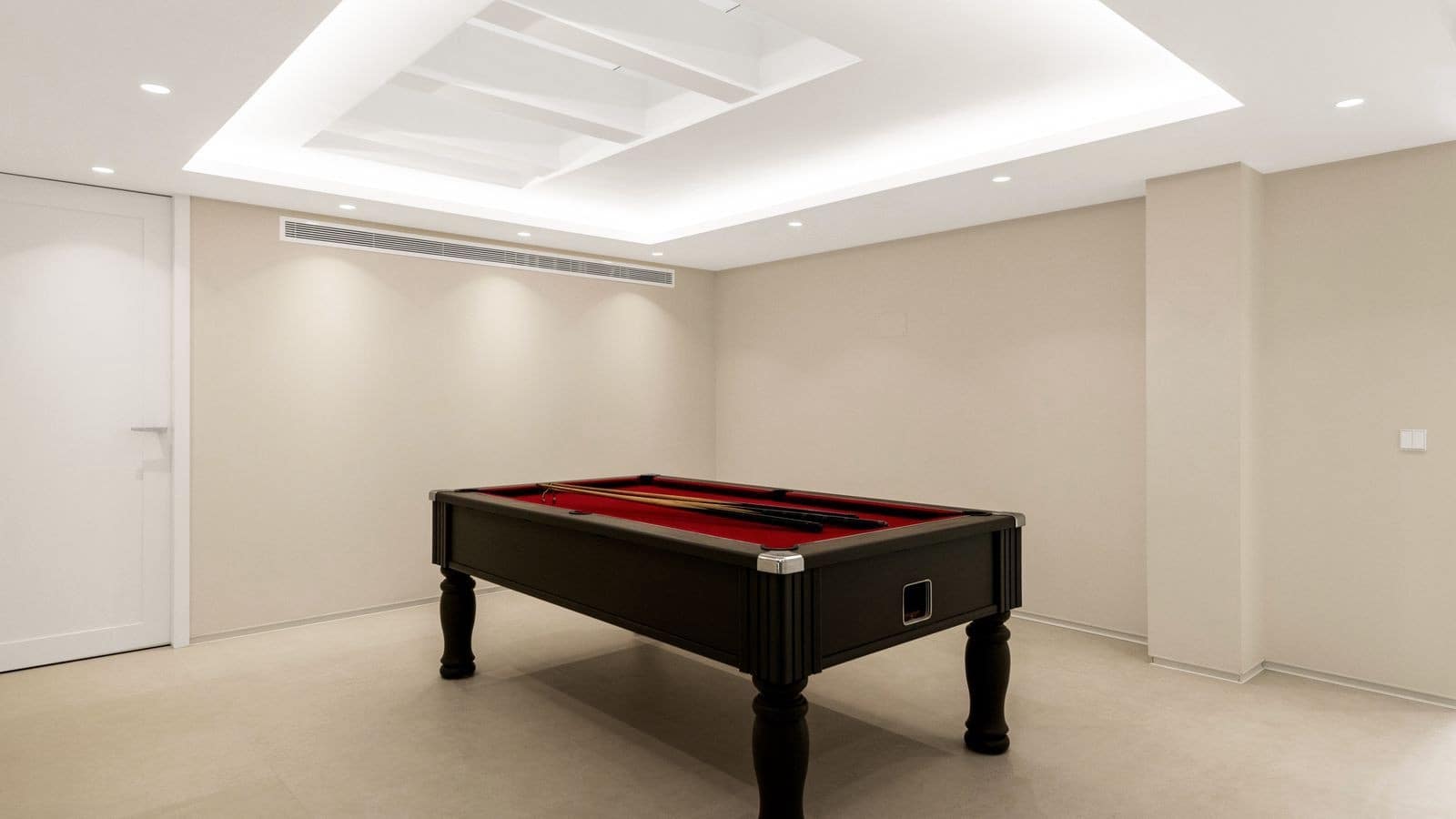 6 sovrum Villa till salu i Guadalmina med pool garage - 3 250 000 € (Ref: 9341069)