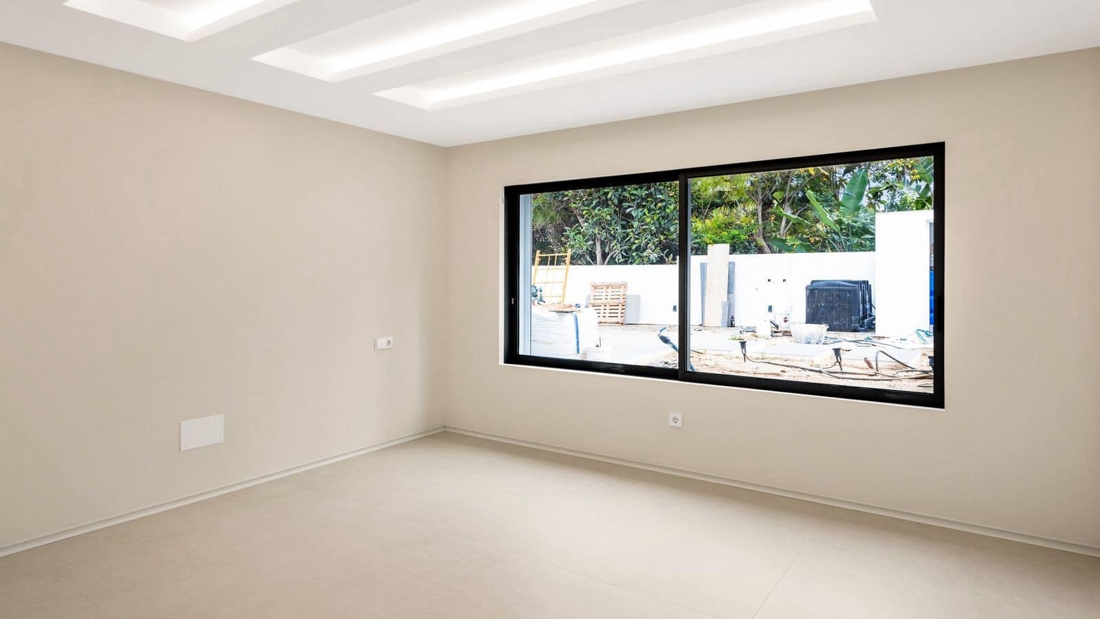 6 sovrum Villa till salu i Guadalmina med pool garage - 3 250 000 € (Ref: 9341069)