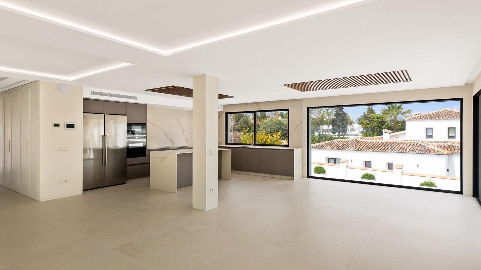 6 sovrum Villa till salu i Guadalmina med pool garage - 3 250 000 € (Ref: 9341069)