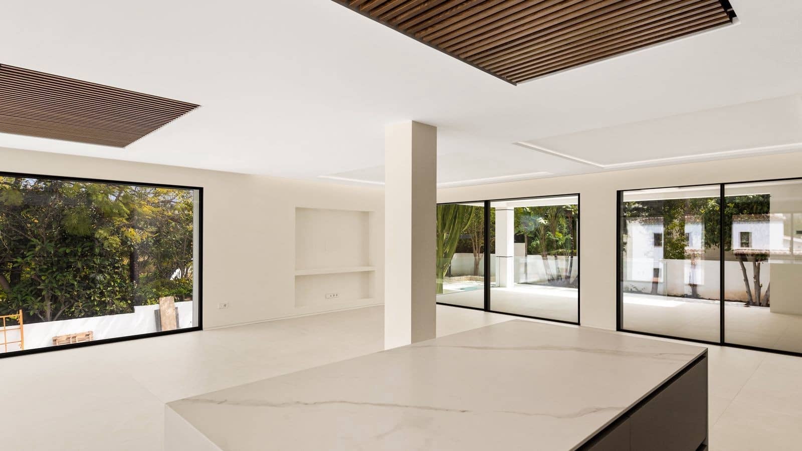 6 sovrum Villa till salu i Guadalmina med pool garage - 3 250 000 € (Ref: 9341069)