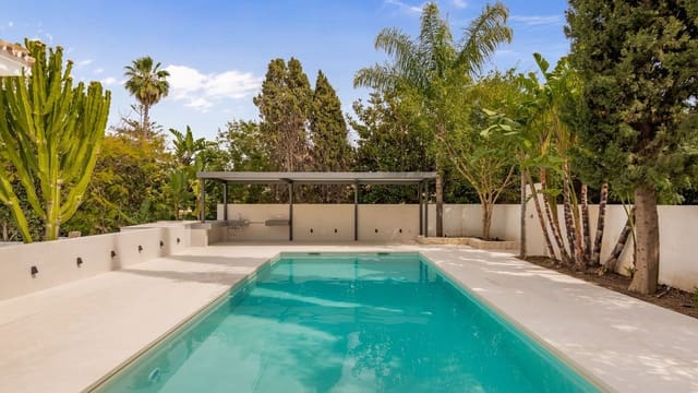 6 sypialnia Willa na sprzedaż w Guadalmina Alta, Marbella z basenem garażem - 2 995 000 € (Ref: 9341069)