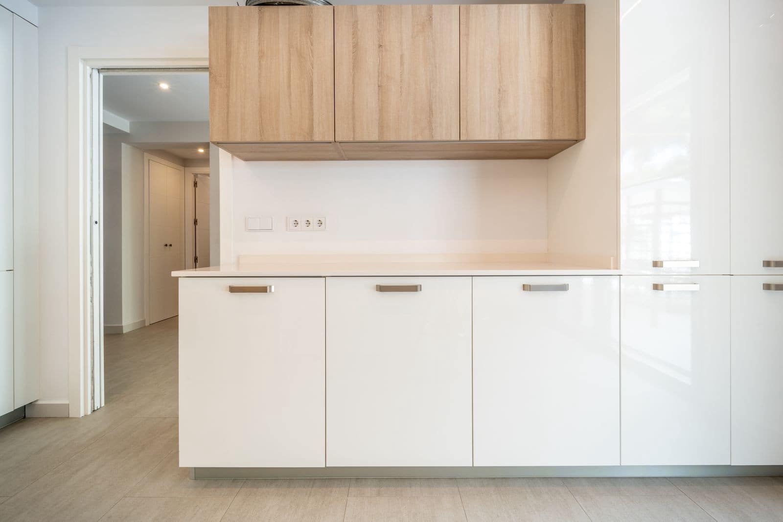 5 bedroom Villa for sale in Marbella with pool garage - € 3,475,000 (Ref: 9341070)