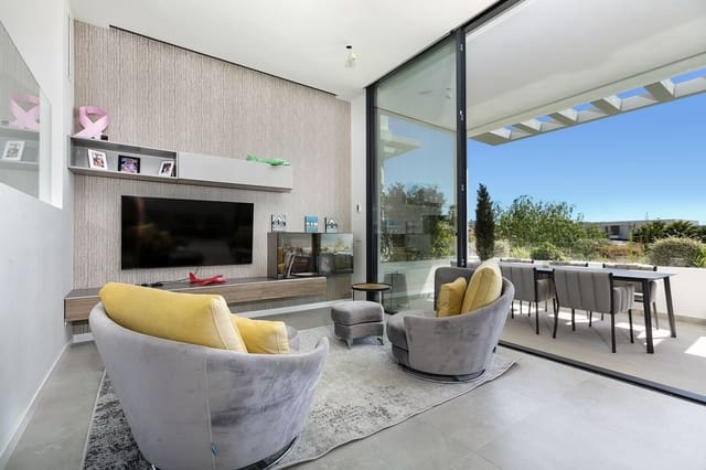 3 sypialnia Dom na sprzedaż w Marbella z basenem garażem - 1 400 000 € (Ref: 9344515)