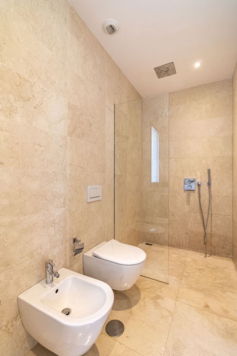 4 sovrum Villa till salu i Marbella med pool garage - 2 700 000 € (Ref: 9349243)