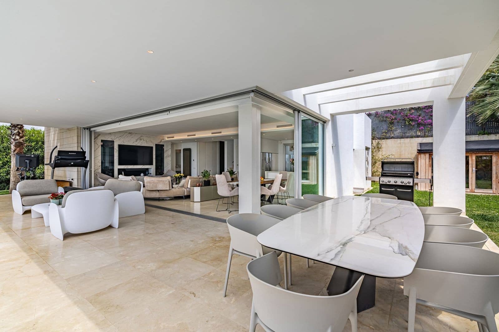 4 sovrum Villa till salu i Marbella med pool garage - 2 700 000 € (Ref: 9349243)