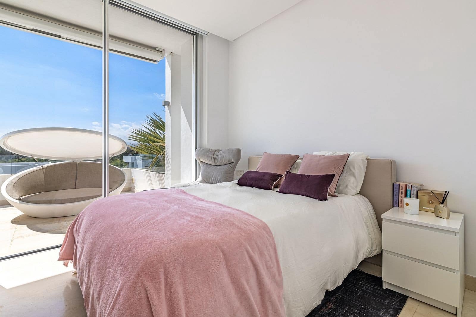 4 sovrum Villa till salu i Marbella med pool garage - 2 700 000 € (Ref: 9349243)