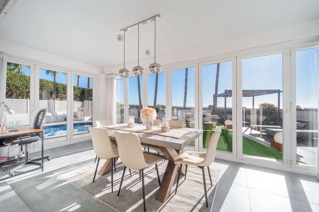 3 soveværelse Villa til salg i Calahonda, Mijas med swimmingpool garage - € 995.000 (Ref: 9355609)