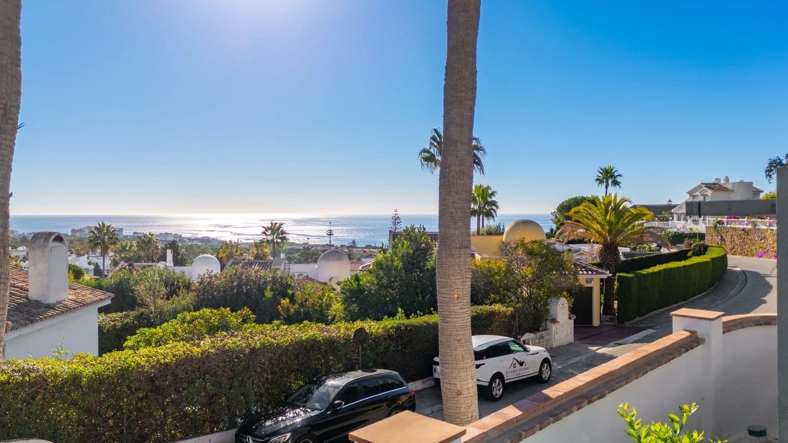 3 soveværelse Villa til salg i Calahonda med swimmingpool garage - € 995.000 (Ref: 9355609)