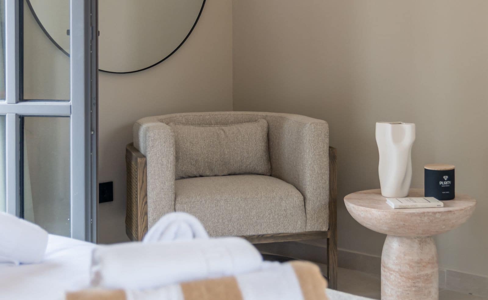 5 bedroom Villa for sale in Benahavis with pool garage - € 3,495,000 (Ref: 9355610)