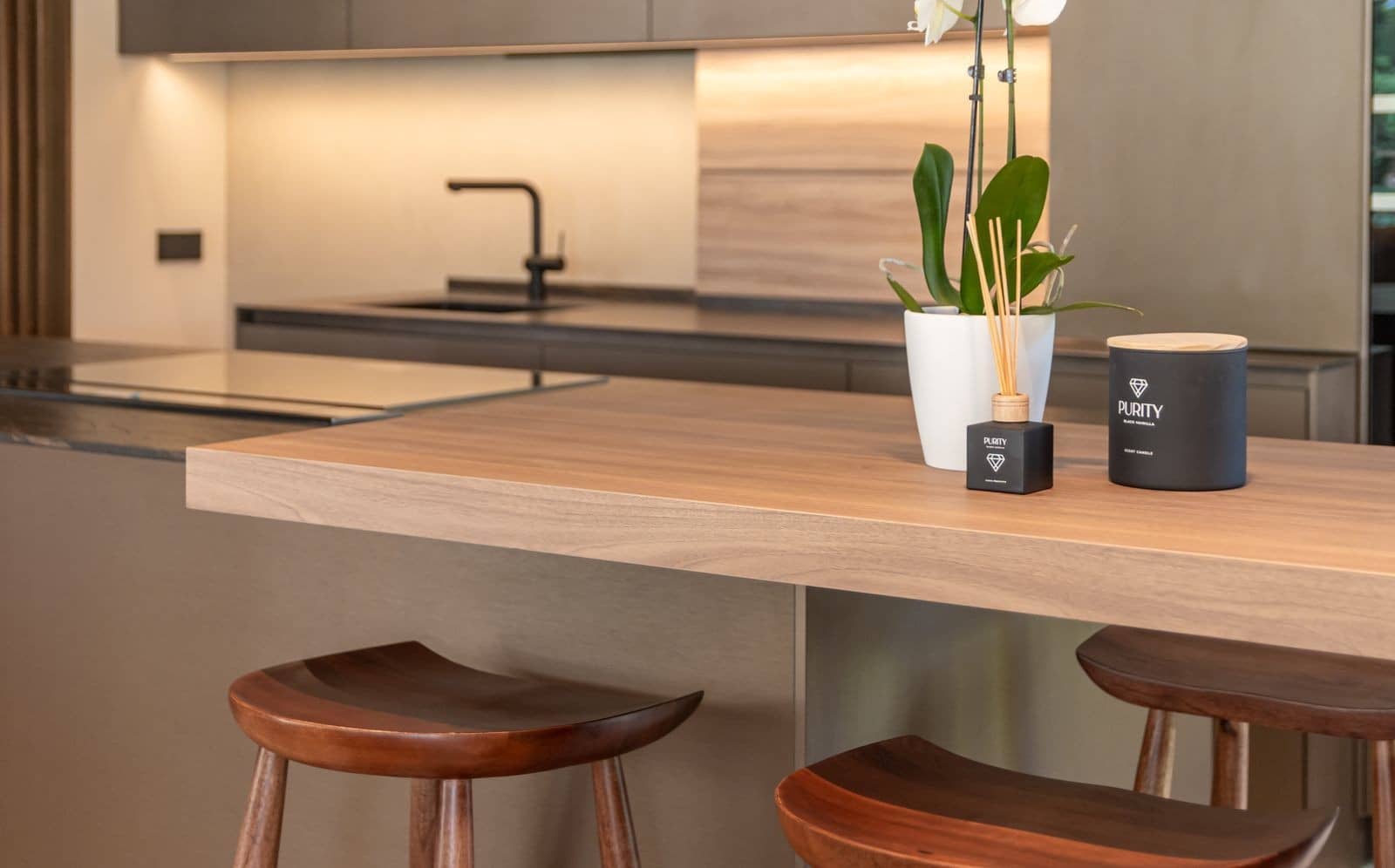 5 bedroom Villa for sale in Benahavis with pool garage - € 3,495,000 (Ref: 9355610)