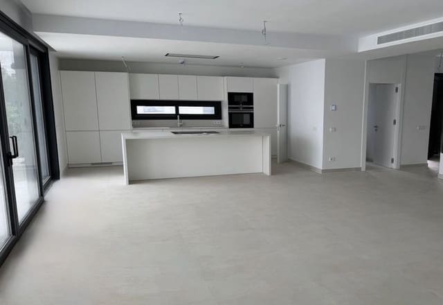 4 quarto Moradia para venda em El Higuerón, Fuengirola com piscina garagem - 1 875 000 € (Ref: 9355611)