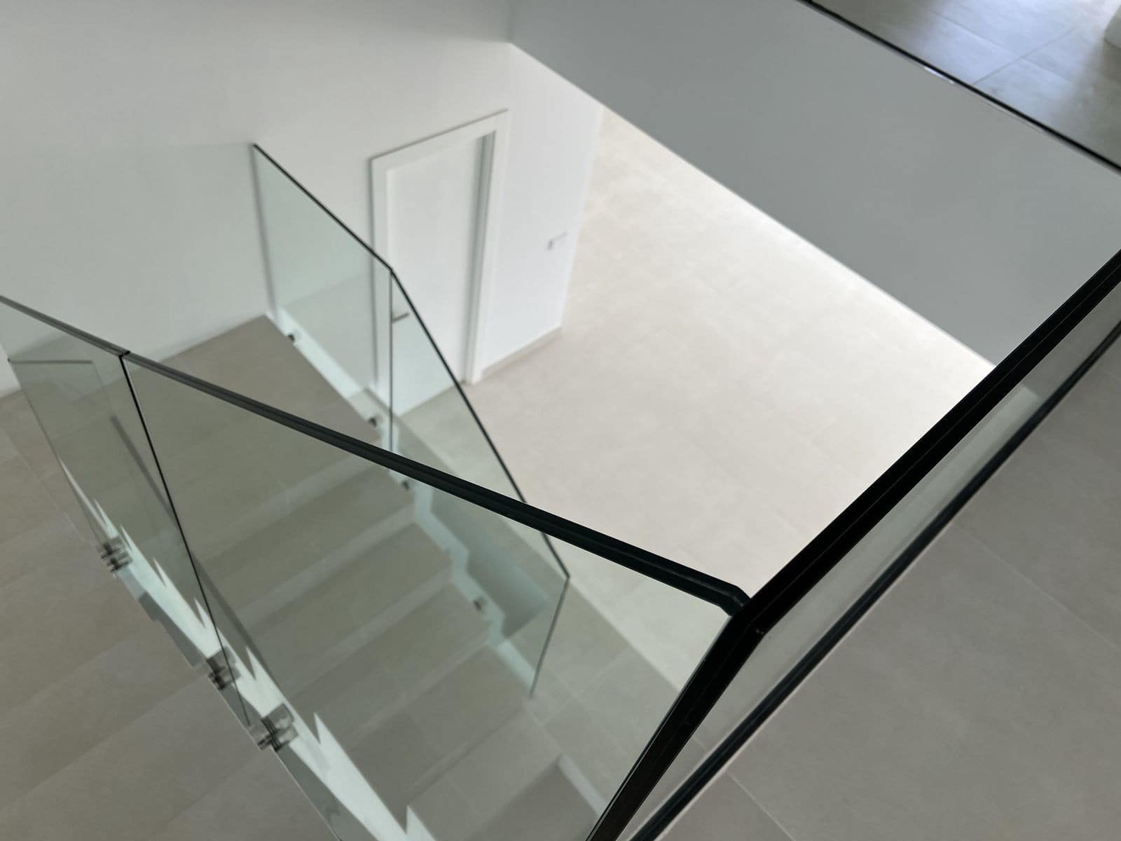 4 makuuhuone Huvila myytävänä paikassa Fuengirola mukana uima-altaan 
autotalli - 1 875 000 € (Ref: 9355611)