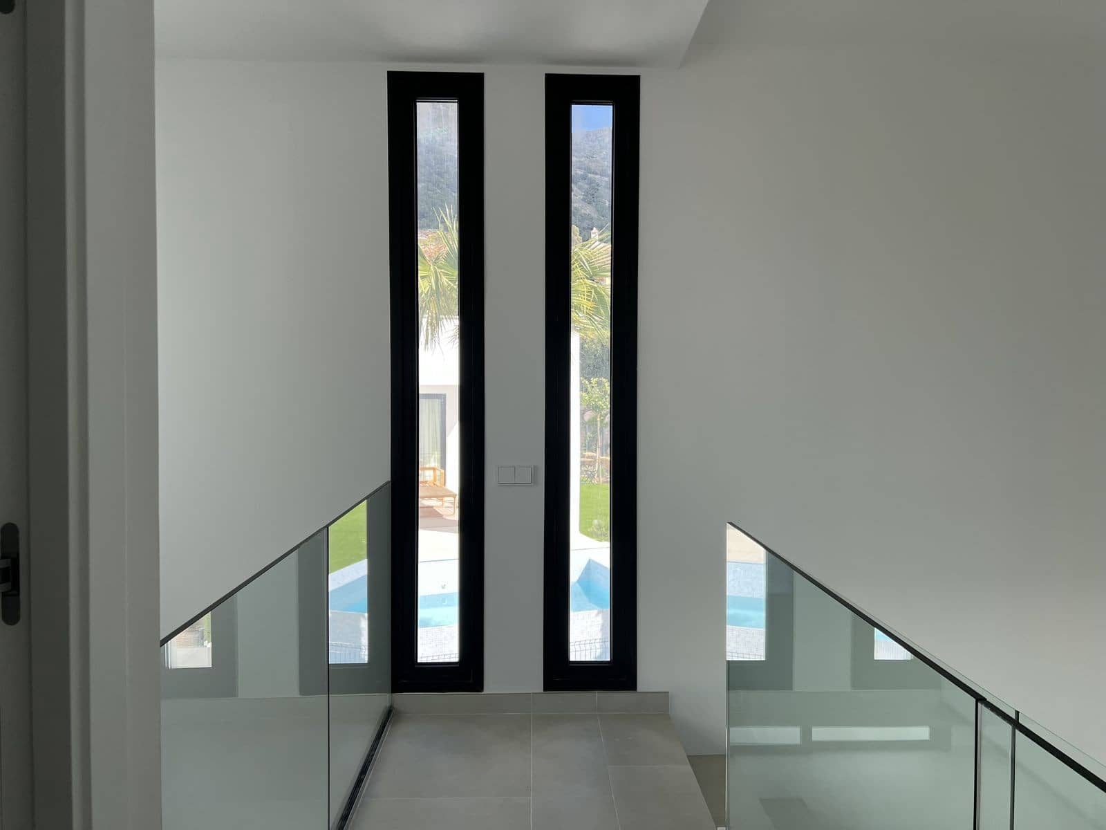 4 makuuhuone Huvila myytävänä paikassa Fuengirola mukana uima-altaan 
autotalli - 1 875 000 € (Ref: 9355611)