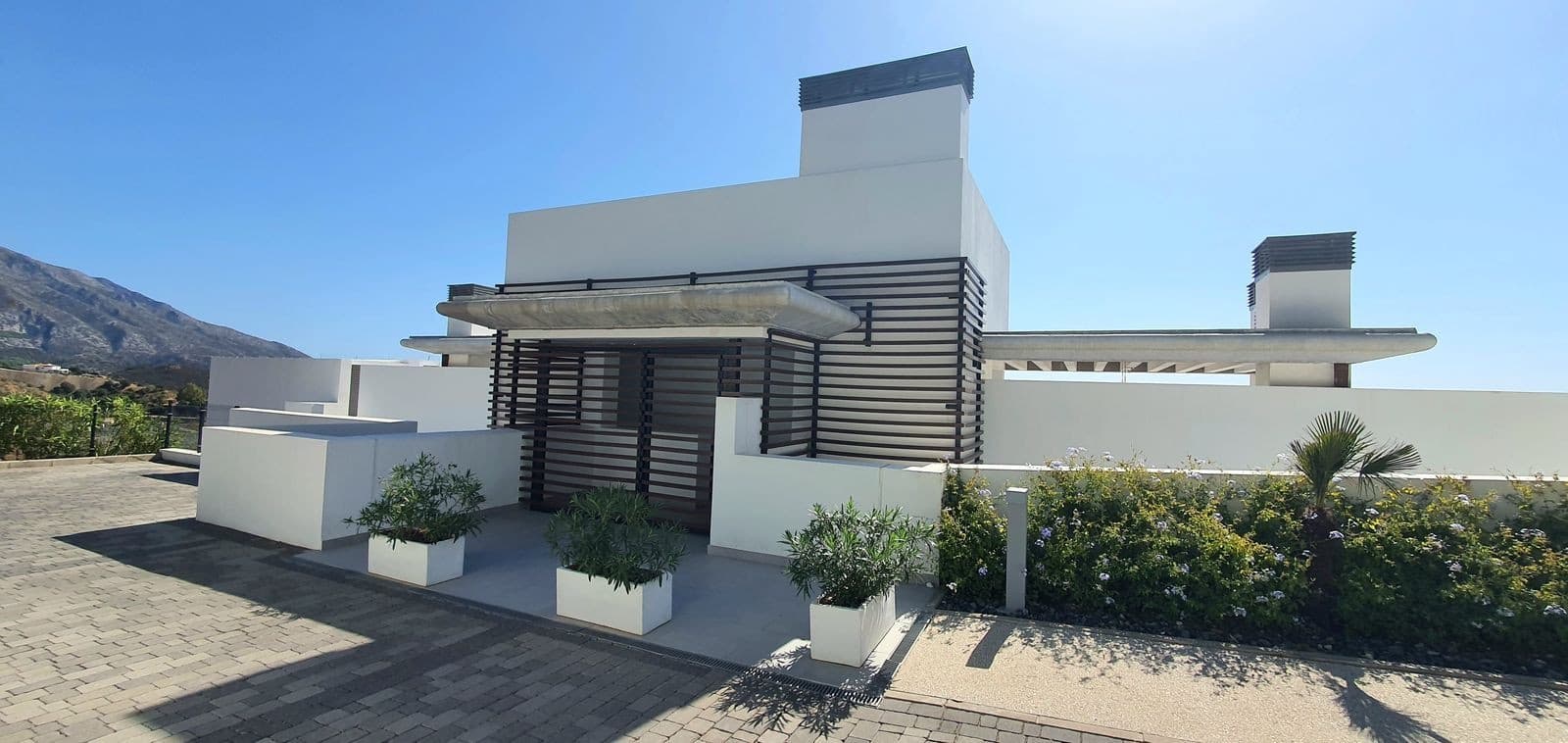 3 soveværelse Lejlighed til salg i Benahavis med swimmingpool garage - € 1.399.000 (Ref: 9355613)