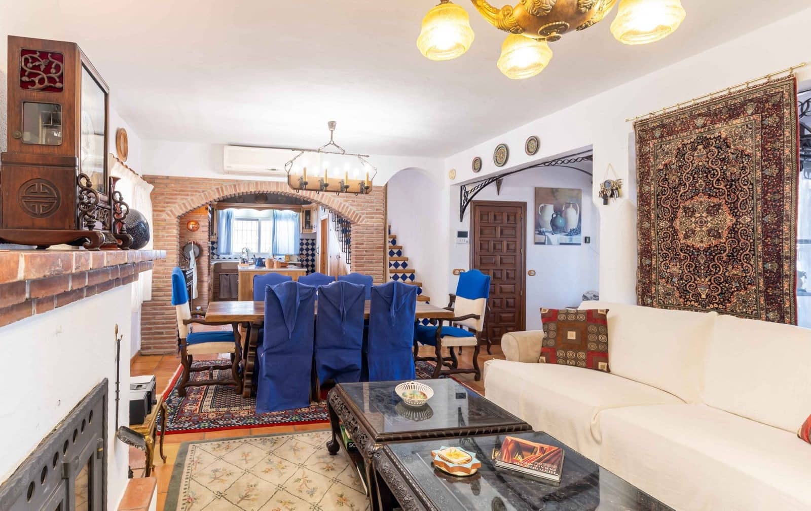 5 bedroom Villa for sale in Mijas with pool garage - € 1,450,000 (Ref: 9355616)