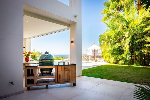6 soveværelse Villa til salg i Marbella med swimmingpool garage - € 3.500.000 (Ref: 9355618)