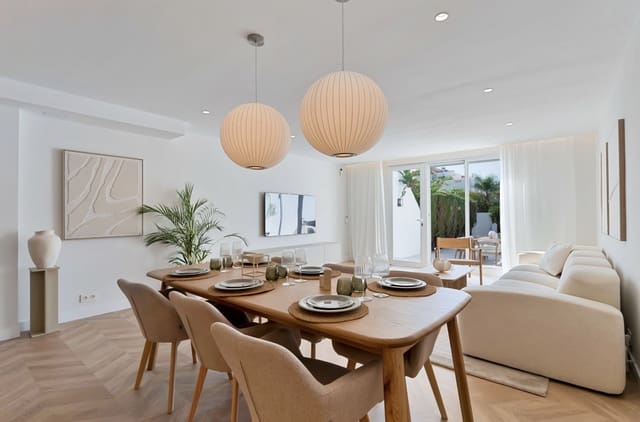4 slaapkamer Huis te koop in Golden Mile, Marbella met zwembad - € 1.169.000 (Ref: 9358989)