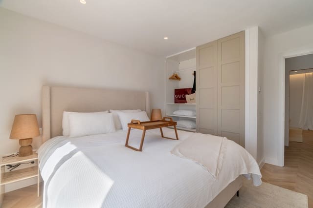 4 slaapkamer Huis te koop in Golden Mile, Marbella met zwembad - € 1.169.000 (Ref: 9358989)