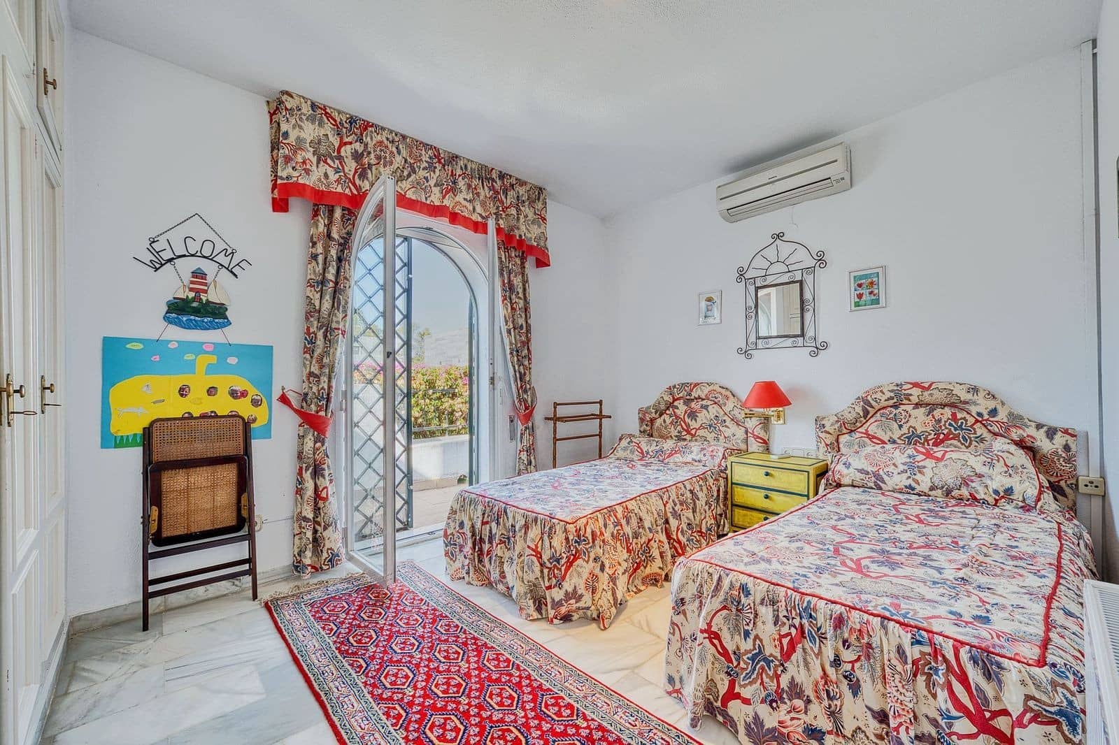 4 bedroom Villa for sale in Nueva Andalucia with pool garage - € 1,950,000 (Ref: 9367174)
