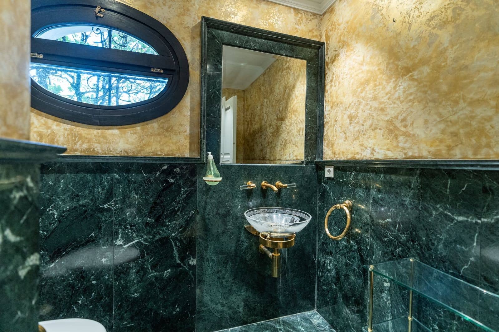 7 bedroom Villa for sale in Marbella with pool garage - € 6,500,000 (Ref: 9367175)