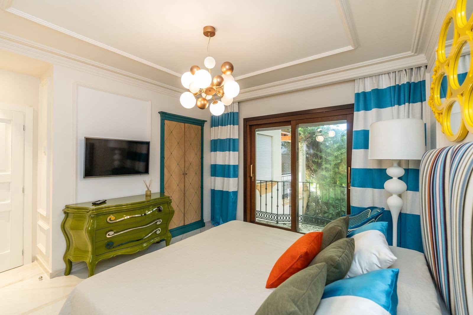 7 bedroom Villa for sale in Marbella with pool garage - € 6,500,000 (Ref: 9367175)