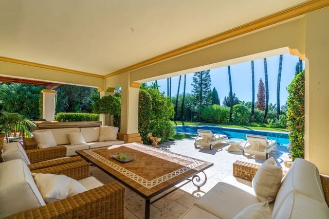 Chalet de 7 habitaciones en Marbella en venta con piscina garaje - 5.850.000 € (Ref: 9367175)