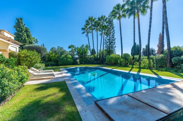 Chalet de 7 habitaciones en Marbella en venta con piscina garaje - 5.850.000 € (Ref: 9367175)