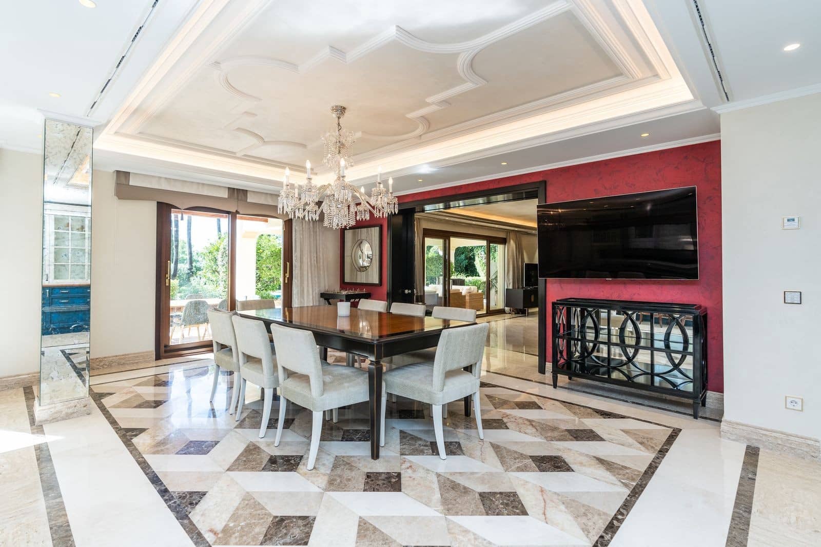 7 bedroom Villa for sale in Marbella with pool garage - € 5,850,000 (Ref: 9367175)