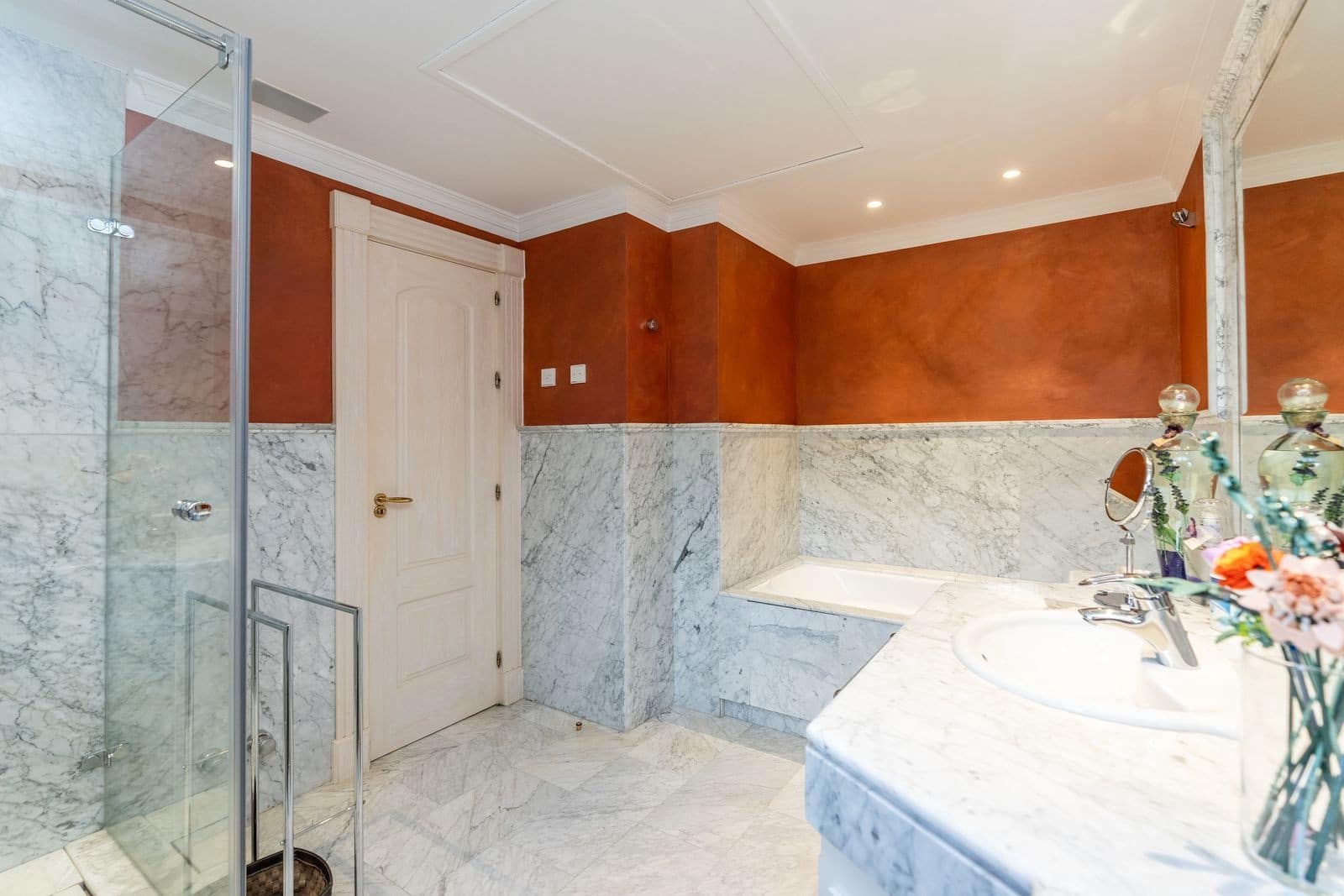 7 bedroom Villa for sale in Marbella with pool garage - € 5,850,000 (Ref: 9367175)