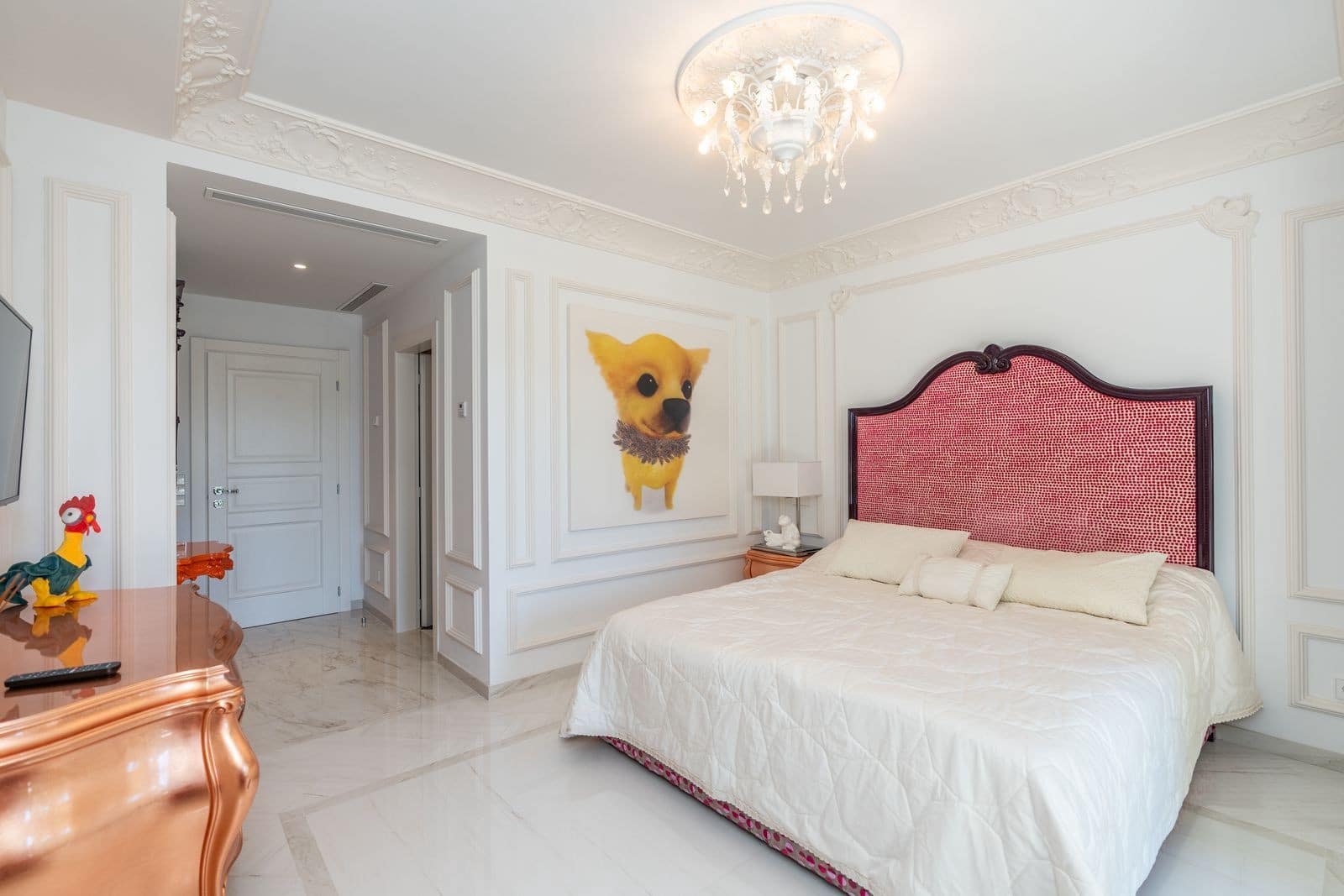 7 bedroom Villa for sale in Marbella with pool garage - € 5,850,000 (Ref: 9367175)