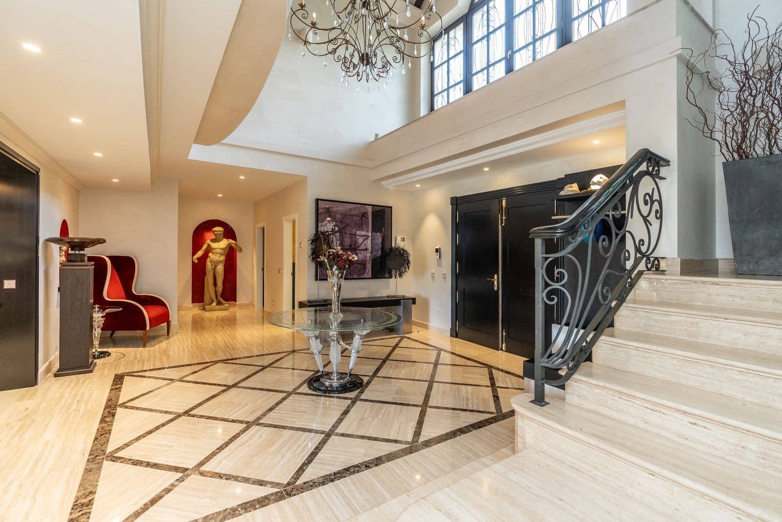 7 bedroom Villa for sale in Marbella with pool garage - € 5,850,000 (Ref: 9367175)